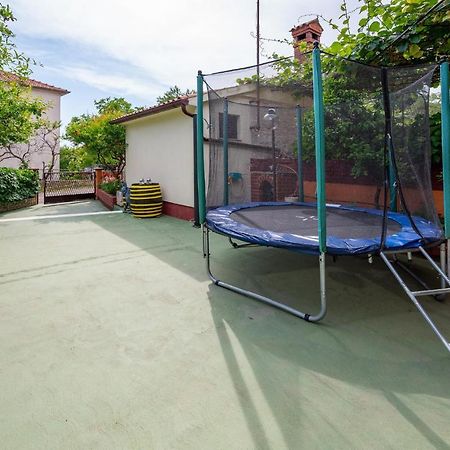 1 Bedroom Amazing Apartment In Peruski Peruški Exterior foto