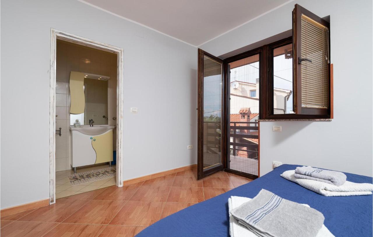 1 Bedroom Amazing Apartment In Peruski Peruški Exterior foto