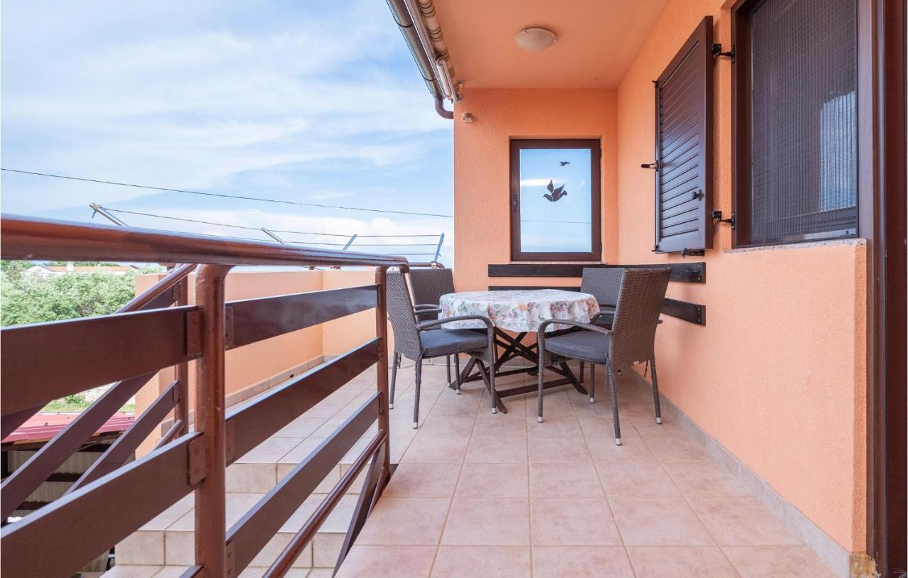 1 Bedroom Amazing Apartment In Peruski Peruški Exterior foto